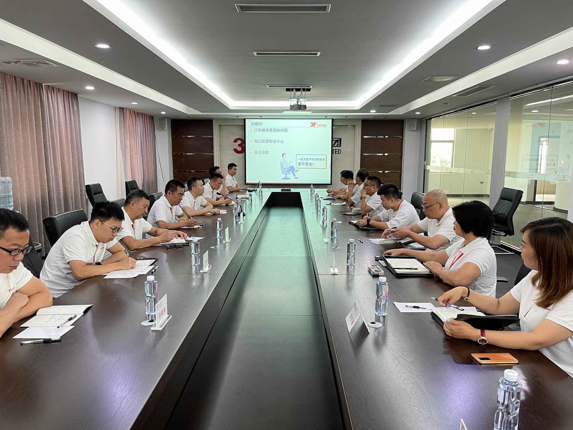 呼和浩特朱朋餐饮行业顾问有限公司召开上半年总结暨下半年计划会议